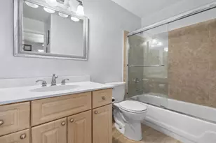 12702 Peconic Ct, Wellington, FL 33414 - Photo 14