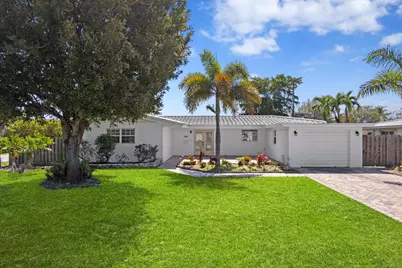 498 NE 30th Street, Boca Raton, FL 33431 - Photo 1