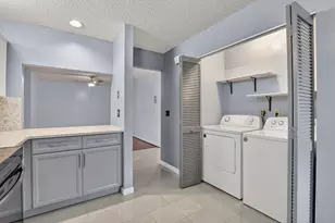 9364 Sable Ridge Cir, Boca Raton, FL 33428 - Photo 4