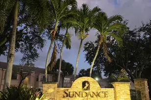 2796 S University Dr, Davie, FL 33328 - Photo 2