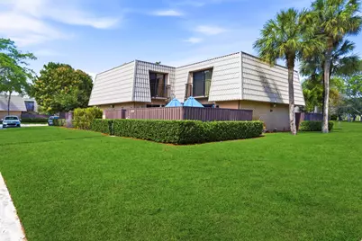 5003 50th Way, West Palm Beach, FL 33409 - Photo 2