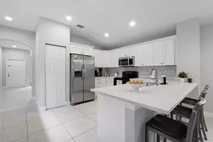 6791 Lantern Key Dr, Lake Worth, FL 33463 - Photo 6