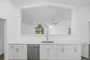 2482 SW Avondale St, Port Saint Lucie, FL 34984 - Photo 10