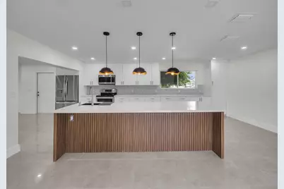 21020 Highland Lakes Boulevard, Miami, FL 33179 - Photo 6