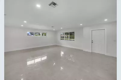 21020 Highland Lakes Boulevard, Miami, FL 33179 - Photo 4