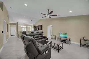 1037 SW Payne Ave, Port Saint Lucie, FL 34953 - Photo 20