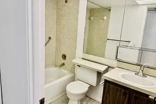 9900 Sunrise Lakes Blvd, Sunrise, FL 33322 - Photo 20