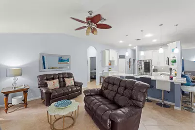 662 SW Dwight Avenue, Port Saint Lucie, FL 34983 - Photo 6