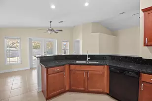 5029 SE Jack Ave, Stuart, FL 34997 - Photo 12