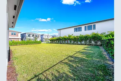 8286 Fishers Island Way, Boca Raton, FL 33434 - Photo 48