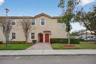 9125 Pershore Pl, Tamarac, FL 33321 - Photo 2