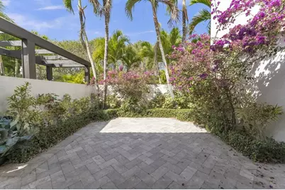 355 Oakview Drive, Delray Beach, FL 33445 - Photo 24