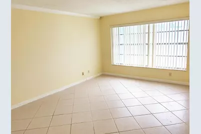 4345 Lucerne Villas Lane, Lake Worth, FL 33467 - Photo 10