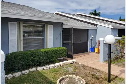 4345 Lucerne Villas Lane, Lake Worth, FL 33467 - Photo 2