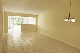 4345 Lucerne Villas Ln, Lake Worth, FL 33467 - Photo 8