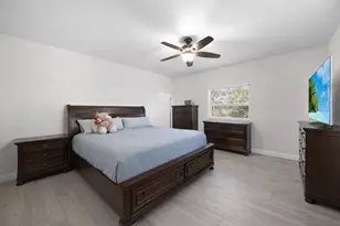 2517 SE Normand St, Stuart, FL 34997 - Photo 6