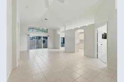 7420 Lugano Drive, Boynton Beach, FL 33437 - Photo 10