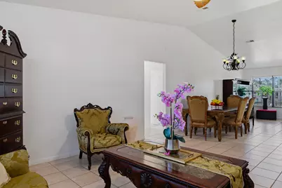 1370 SE Navajo Lane, Port Saint Lucie, FL 34983 - Photo 6