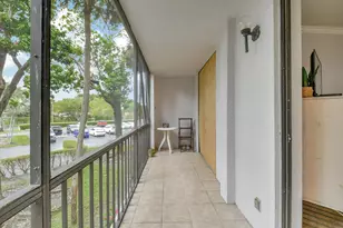 5220 Las Verdes Circle Circle, Delray Beach, FL 33484 - Photo 14