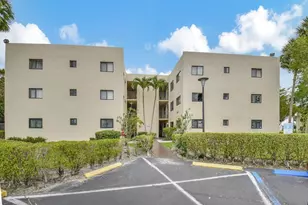 5220 Las Verdes Circle Circle, Delray Beach, FL 33484 - Photo 22