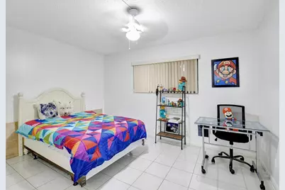 5220 Las Verdes Circle Circle #223, Delray Beach, FL 33484 - Photo 12