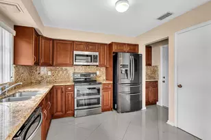 4951 Equestrian Cir, Boynton Beach, FL 33436 - Photo 8