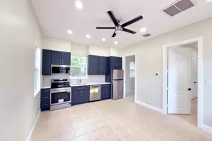 200 W Bay Cedar Cir, Jupiter, FL 33458 - Photo 2