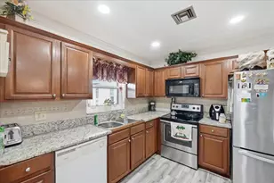 6531 SE Federal Hwy SE, Stuart, FL 34997 - Photo 6