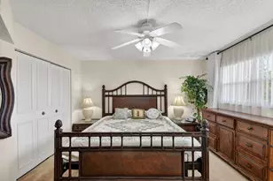 3524 Via Poinciana, Lake Worth, FL 33467 - Photo 8