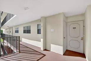 3524 Via Poinciana, Lake Worth, FL 33467 - Photo 36