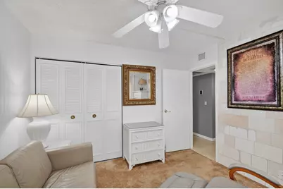 3524 Via Poinciana #303, Lake Worth, FL 33467 - Photo 22