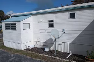 11 Pleasant View Dr, Jensen Beach, FL 34957 - Photo 6