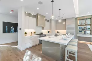 130 NE Wavecrest Way, Boca Raton, FL 33432 - Photo 6