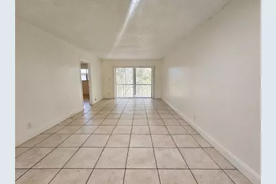 8000 Fairview Drive #309, Tamarac, FL 33321 - Photo 4