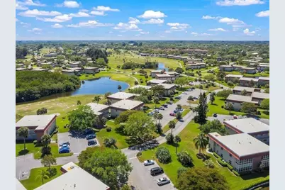 106 Spring Lake Court #201, Vero Beach, FL 32962 - Photo 6
