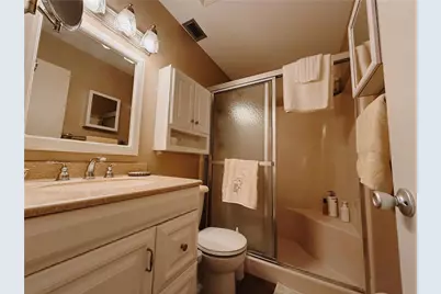 106 Spring Lake Court #201, Vero Beach, FL 32962 - Photo 10