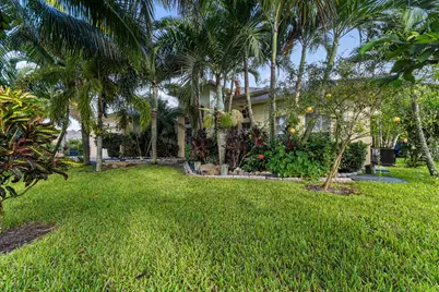 1357 SW Idol Avenue, Port Saint Lucie, FL 34953 - Photo 4
