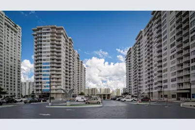 18081 Biscayne Boulevard #403, Aventura, FL 33160 - Photo 24