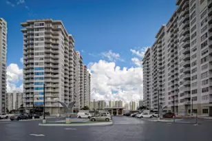 18081 Biscayne Blvd, Aventura, FL 33160 - Photo 24