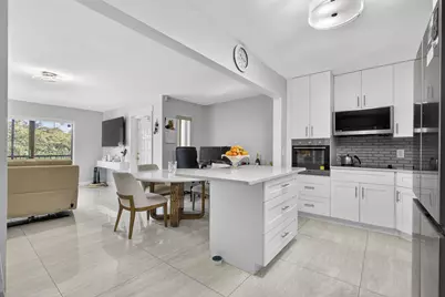 1115 Green Pine Boulevard #D2, West Palm Beach, FL 33409 - Photo 12