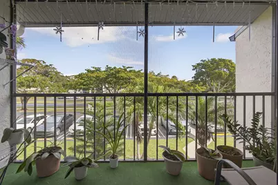 1115 Green Pine Boulevard #D2, West Palm Beach, FL 33409 - Photo 14