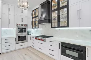 1115 Orinoco Way, Palm Beach Gardens, FL 33410 - Photo 4