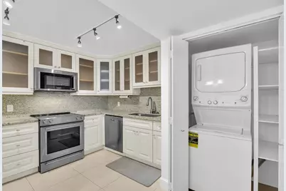 277 N Ocean Boulevard #1010, Boca Raton, FL 33432 - Photo 4