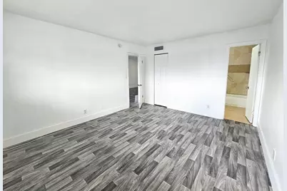 7960 Colony Circle N #305, Tamarac, FL 33321 - Photo 6