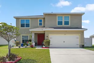 5255 Oakland Lake Cir, Fort Pierce, FL 34951 - Photo 2