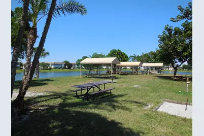 148 Cambridge G, West Palm Beach, FL 33417 - Photo 34