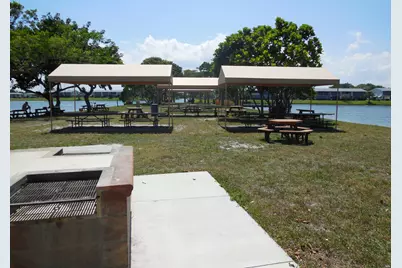 148 Cambridge G, West Palm Beach, FL 33417 - Photo 36