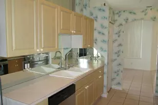 2866 Waters Edge Cir, Greenacres, FL 33413 - Photo 18