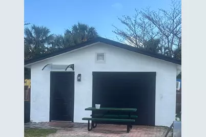 870-G SW 9th Street, Pompano Beach, FL 33060 - Photo 1