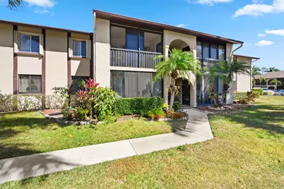 431 Pine Glen Lane #C-2, Greenacres, FL 33463 - Photo 2
